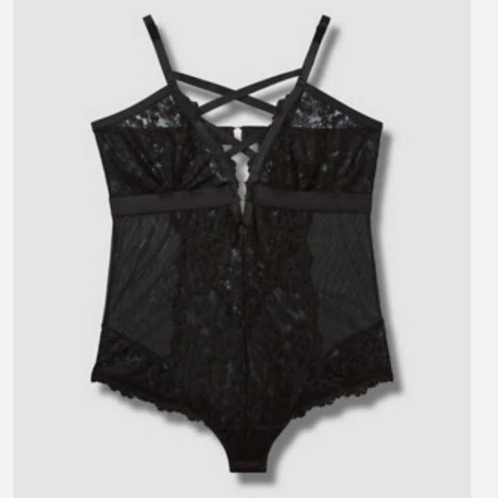 NWT Torrid: Lace Strappy Bodysuit